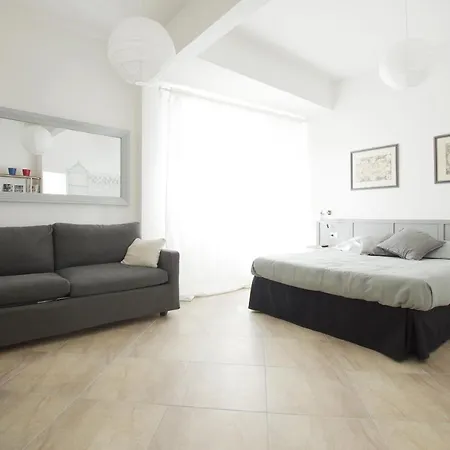 Atelier Vaticano Apartment